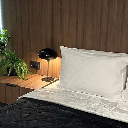 Levante 4*